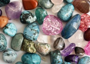 how to keep rocks shiny