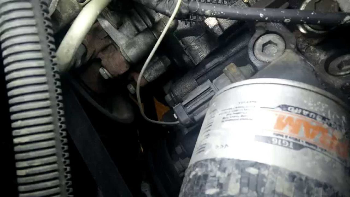 How do you know if your oil pressure sensor is bad?