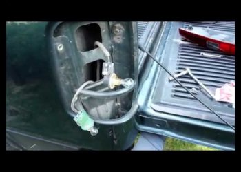 how to change a blinker bulb