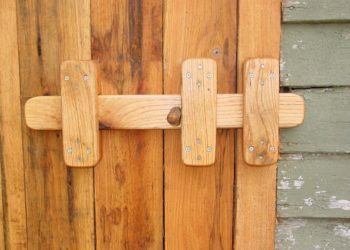 diy gate latch