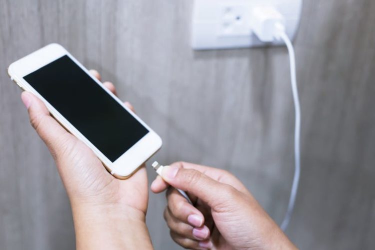How do you stop a plug from unplugging?