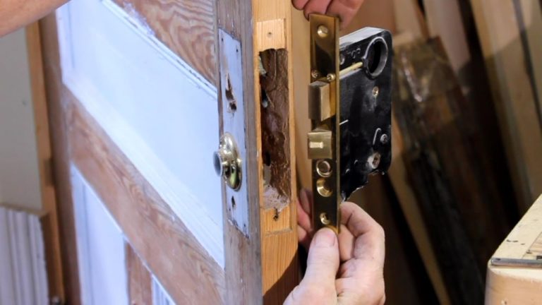 How Do You Remove Banham Night Latch how-do-you-remove-banham-night-latch