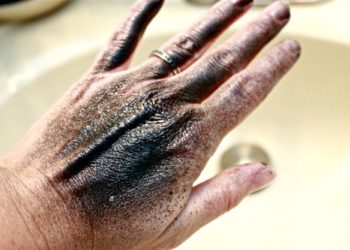 how to get paint off skin