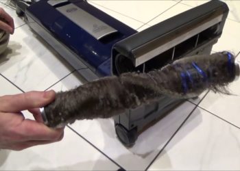remove hair from vacuum roller