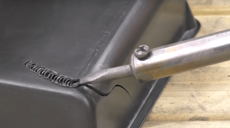 how to fix a cracked plastic pond