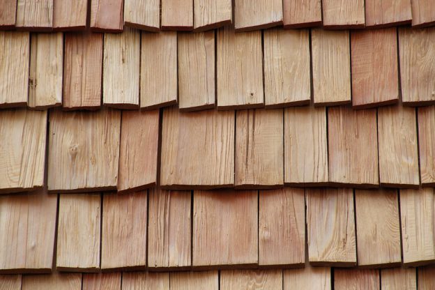 How do you replace wood shingles?