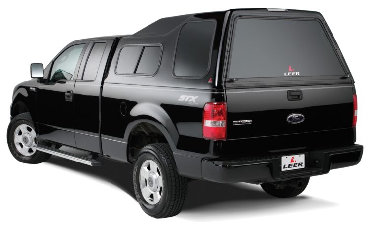 How do you install a Leer truck cap?
