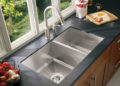 What is the difference between undermount and top mount sinks?