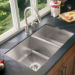What is the difference between undermount and top mount sinks?