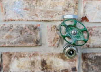 How much does it cost to replace an outside faucet?