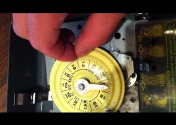 How do you set the timer on a Model t101?