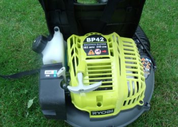 ryobi bp42 gas oil mixture