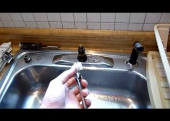 moen single handle kitchen faucet problems