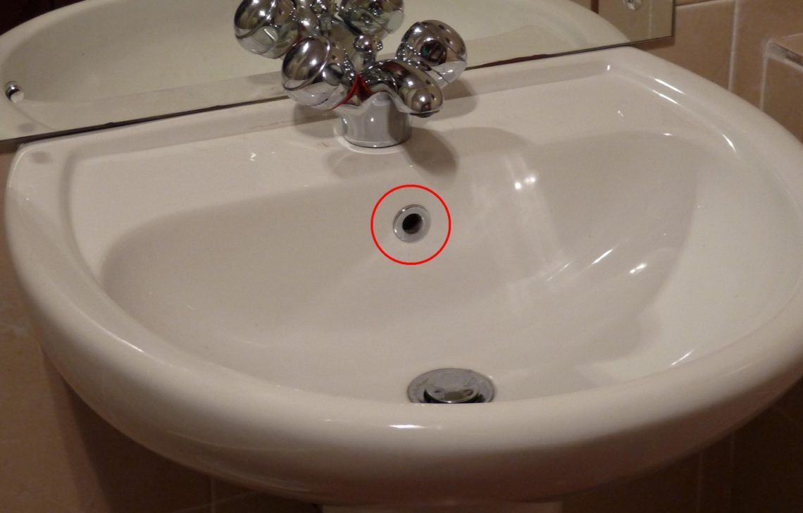 bathroom sink with overflow hole