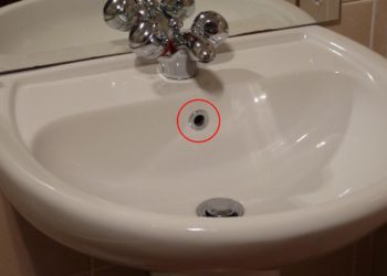overflow drain in sink