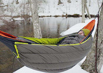What is a hammock top quilt?