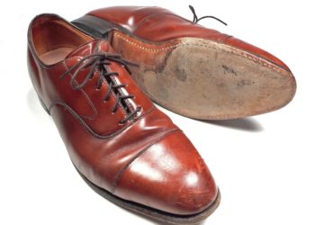 how to weather leather shoes