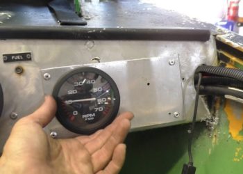 How do you hook up a speedometer on a boat?