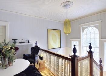 second floor foyer