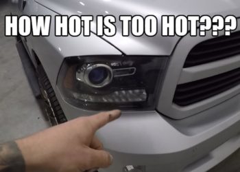 do halogen bulbs get hot
