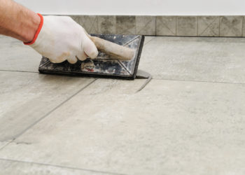 how long does it take for tile grout to dry