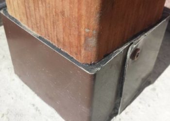 how to keep 4x4 post from rotting