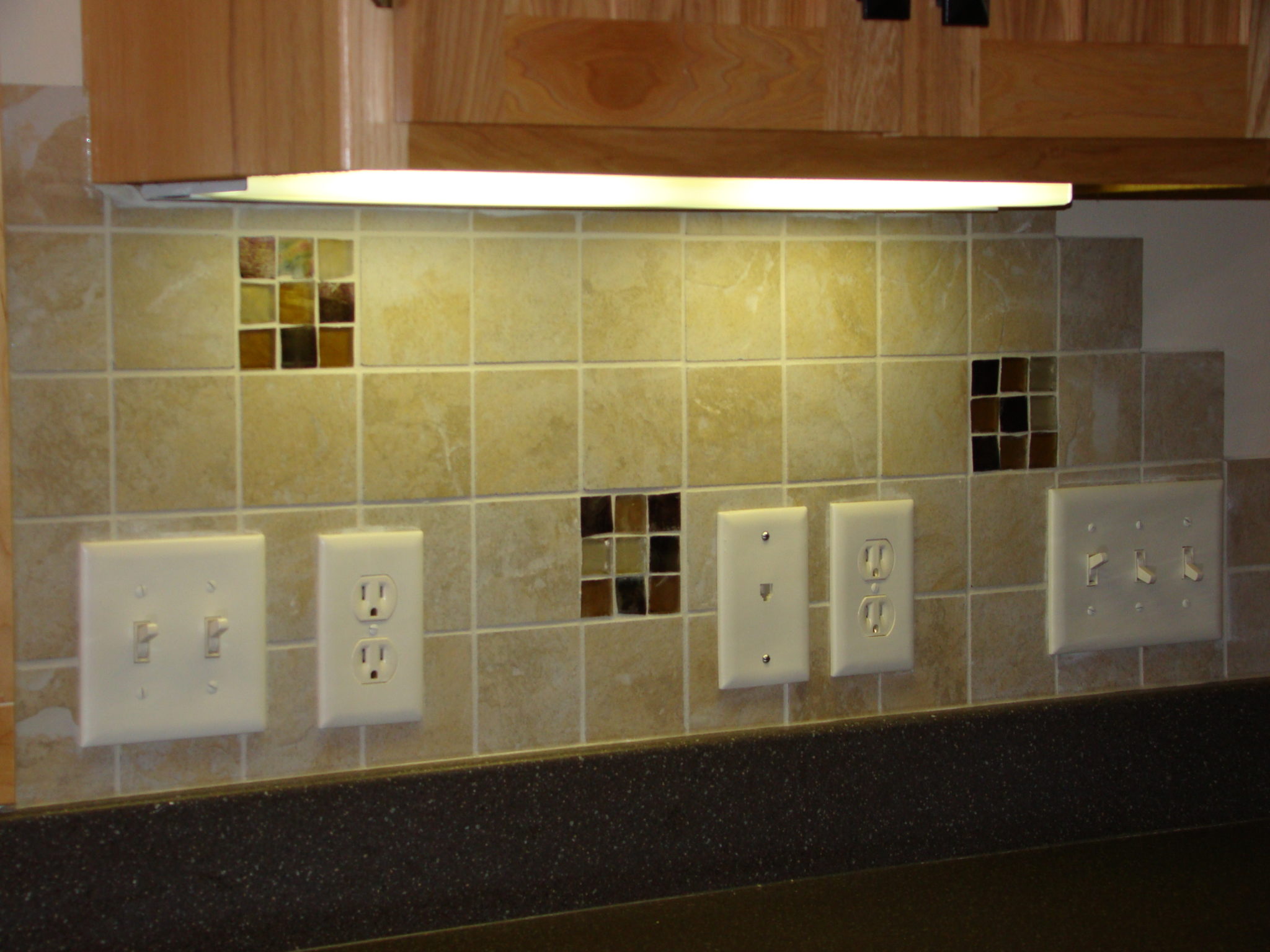 how-many-outlets-can-i-put-on-a-20-amp-kitchen-circuit