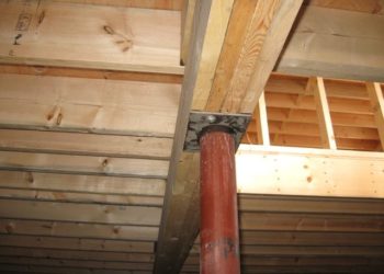 How do I install pillars in my house?