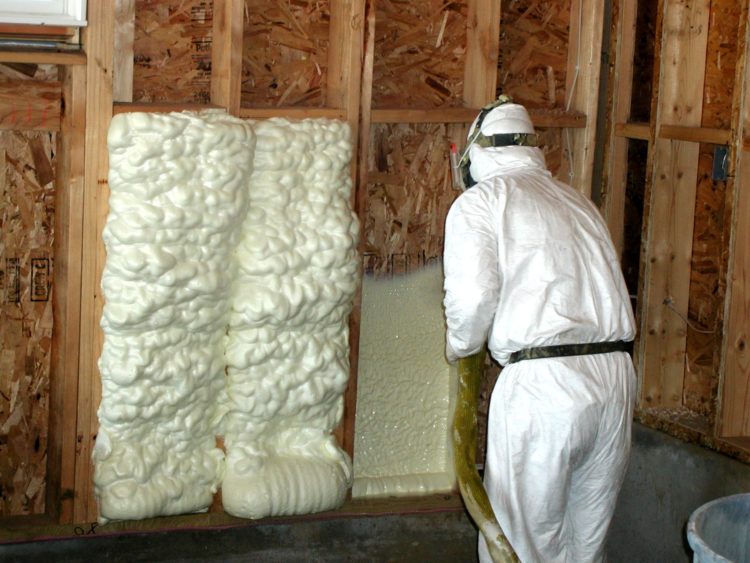 how to calculate spray foam insulation
