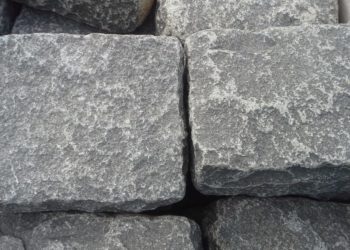 How big is a Belgian block?