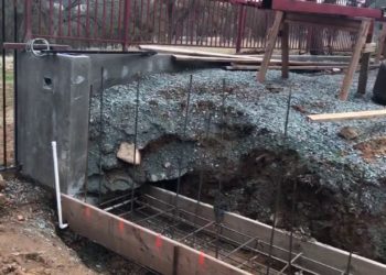 poured concrete retaining wall