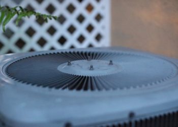 How do I know if my AC fan motor is bad?