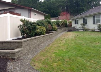 vinyl retaining wall