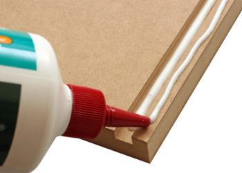 What glue has PVA?