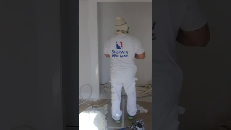 Does Sherwin Williams Emerald urethane need primer?