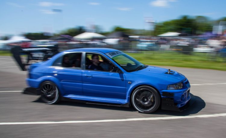 Is it legal to straight pipe your car UK?