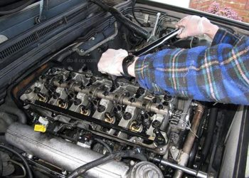How hard is it to replace a head gasket?