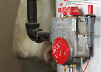 water heater pilot light went out