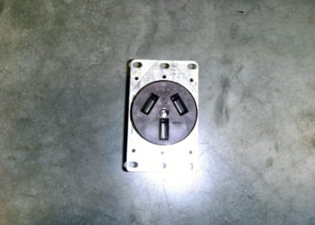 three prong receptacle