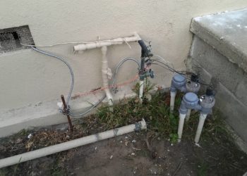grounding a house panel
