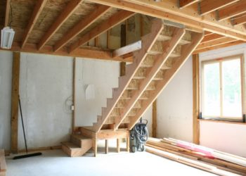 how to build a platform for stairs
