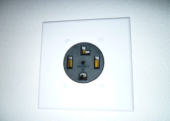 dryer plug upside down