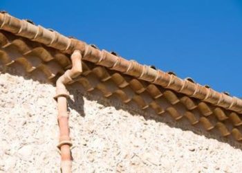 is stucco porous