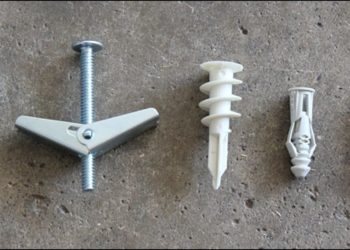 Can you use drywall anchors in ceiling?