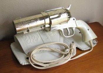 Is a hair dryer as good as a heat gun?