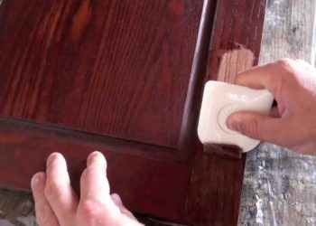 remove lacquer and stain from wood