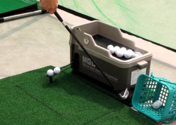 How does a golf ball dispenser work?