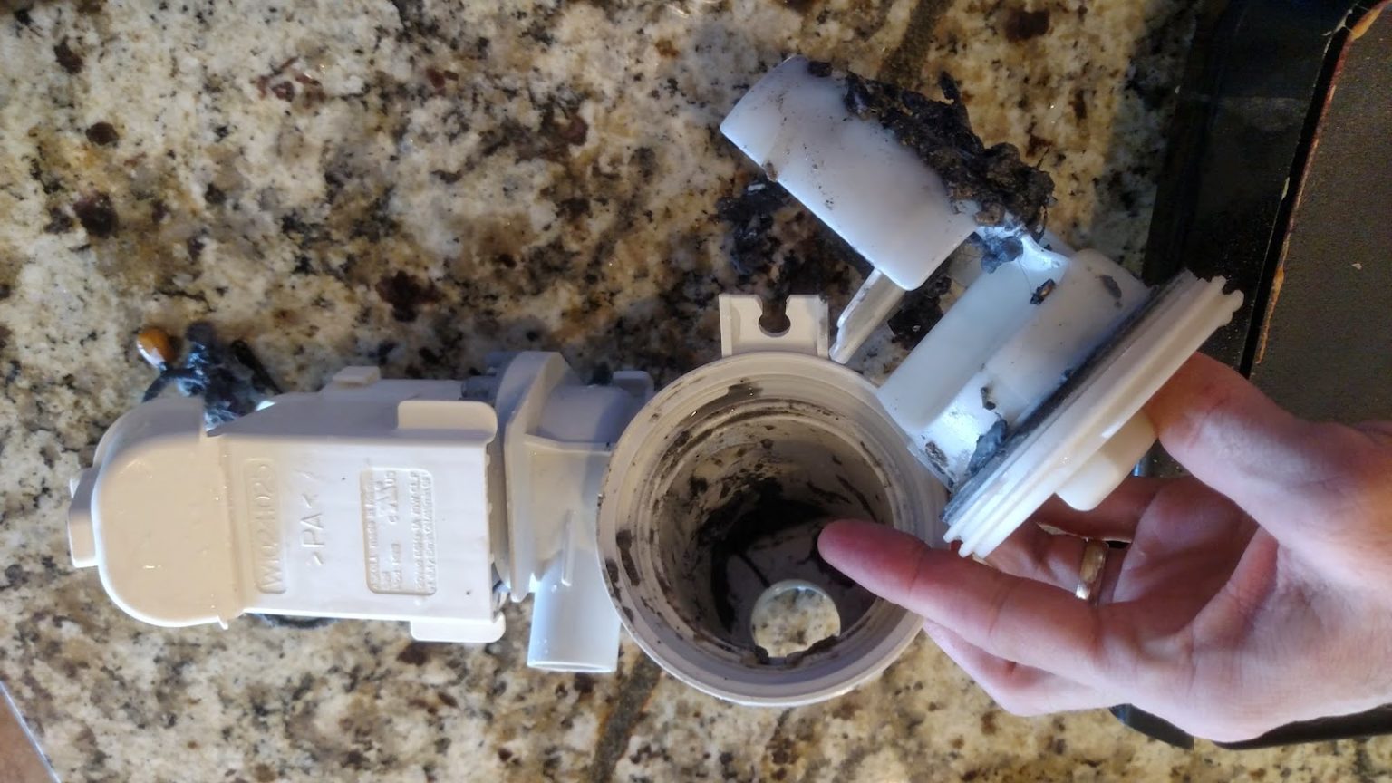 What does f9 mean on washing machine?