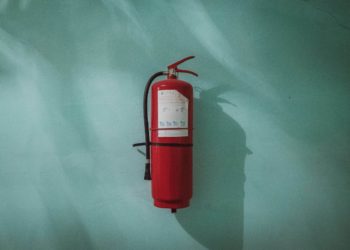 how to clean up fire extinguisher