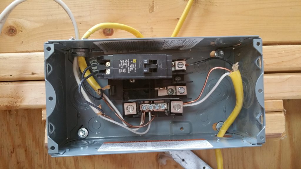 What Is The Voltage Between Neutral And Ground